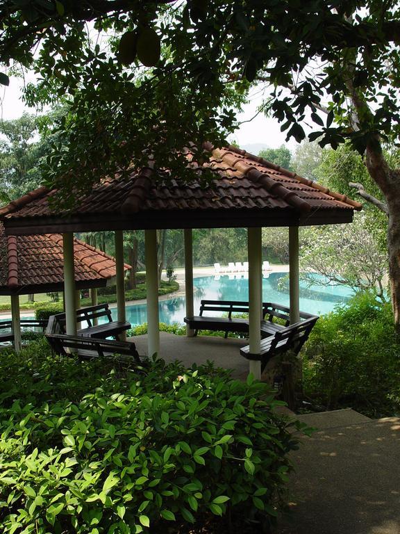 Pavilion Rim Kwai Resort Kancsanaburi Kültér fotó