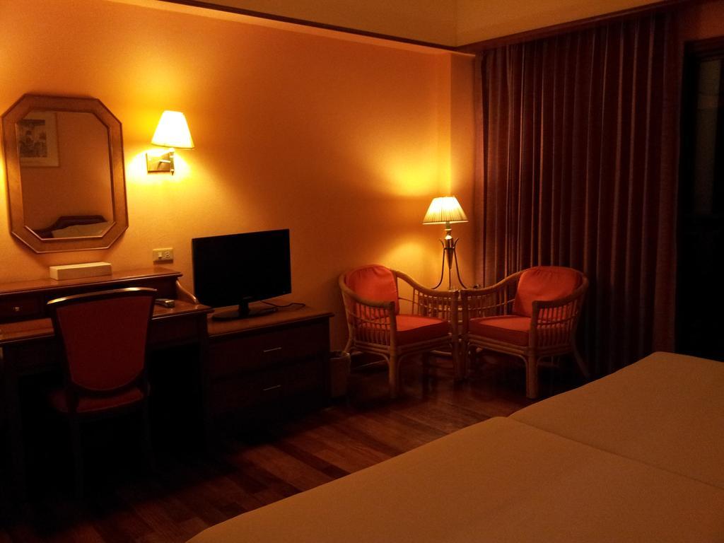 Pavilion Rim Kwai Resort Kancsanaburi Kültér fotó